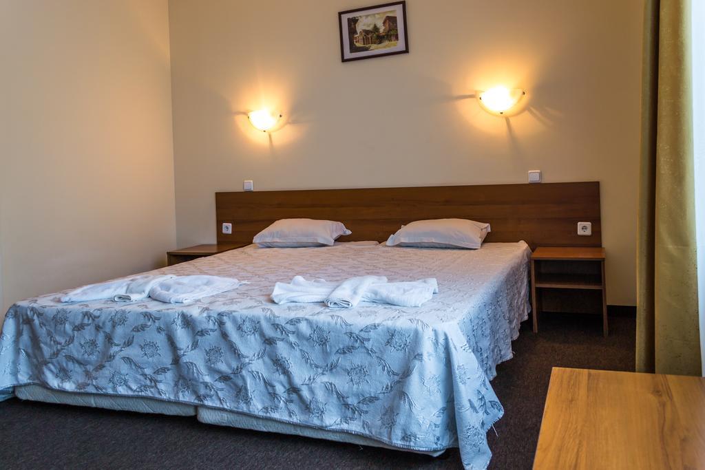 Sandor Hotel Nesebar Esterno foto